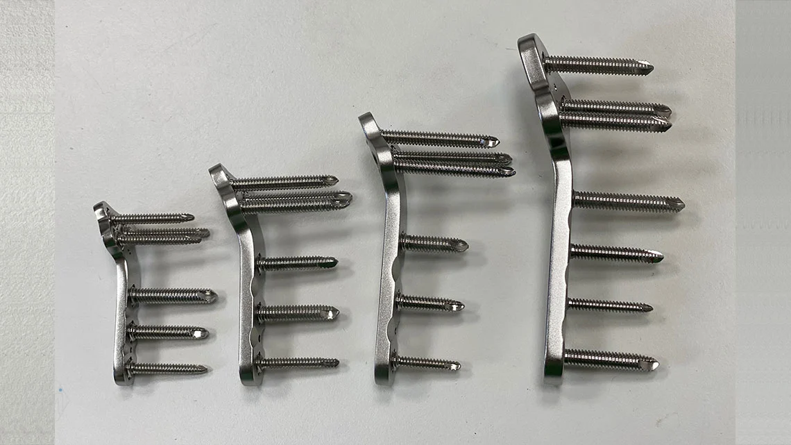 The NEW precontoured polyaxial locking TPLO plate family 2